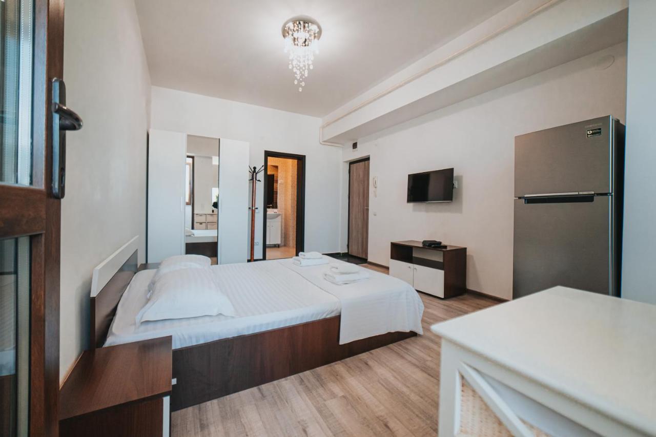 Cozy Studio - Palas Mall Iasi Apartment Екстериор снимка