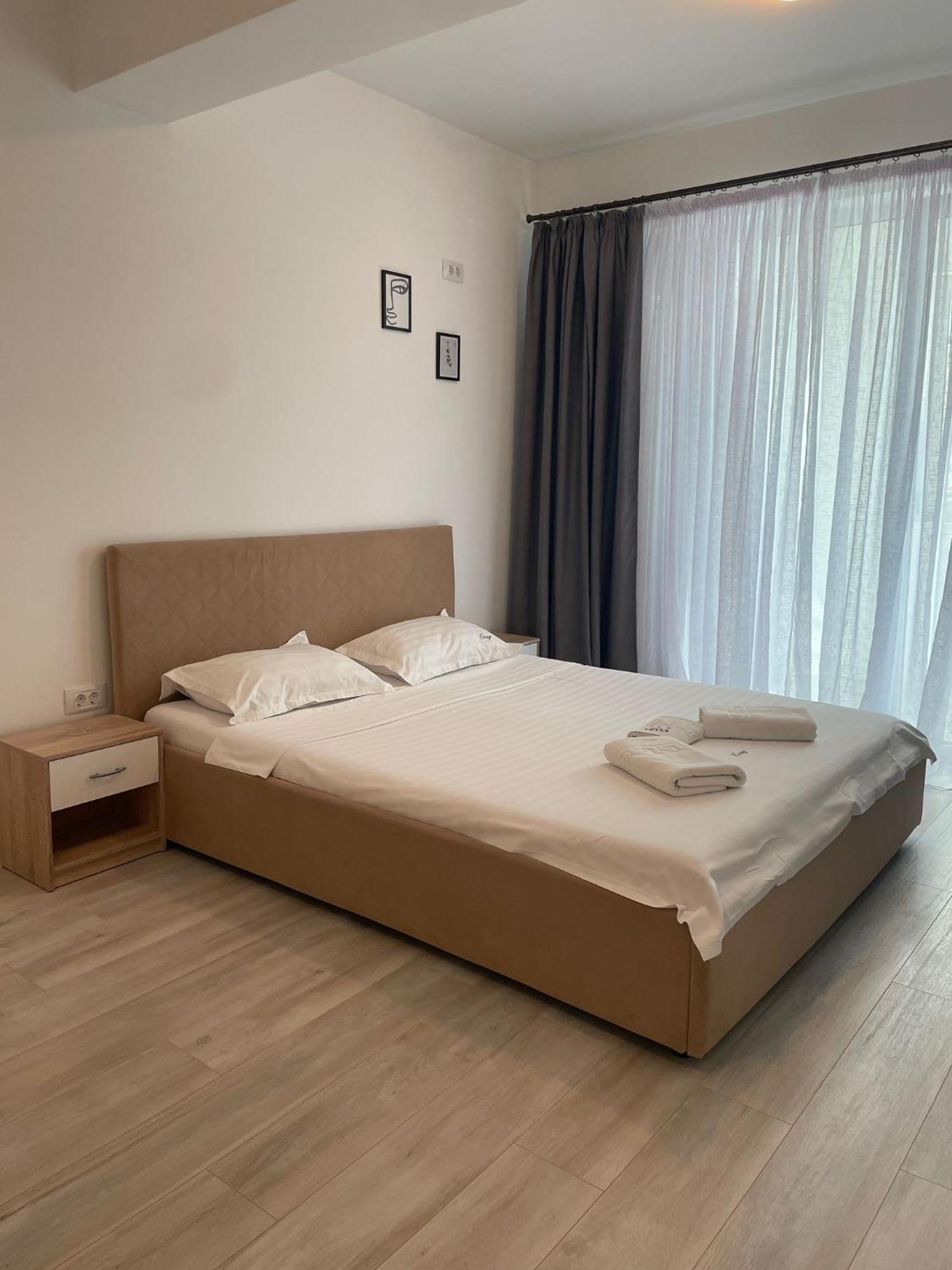 Cozy Studio - Palas Mall Iasi Apartment Екстериор снимка